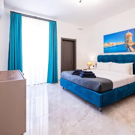 Luxury 3-bed Seafront Apt-mellieha Bay-jacuzzi Apartment Is-Sellum