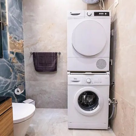 Luxury 3-bed Seafront Apt-mellieha Bay-jacuzzi Apartment Is-Sellum