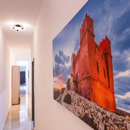 Luxury 3-bed Seafront Apt-mellieha Bay-jacuzzi Apartment Is-Sellum